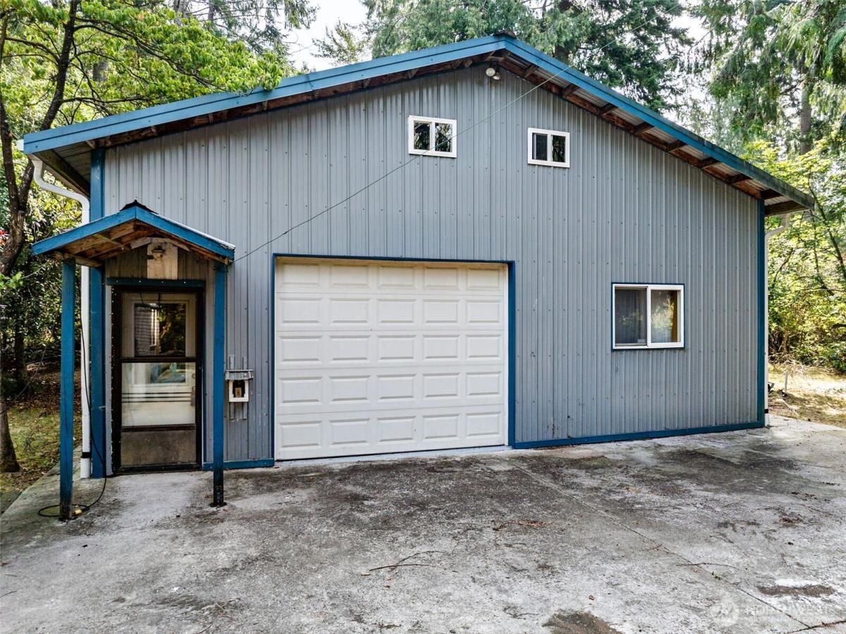 MLS #NWM2424084 image #0