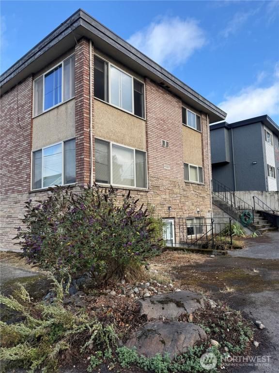 MLS #NWM2424204 image #0
