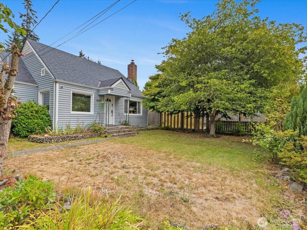 MLS #NWM2424344 image #0