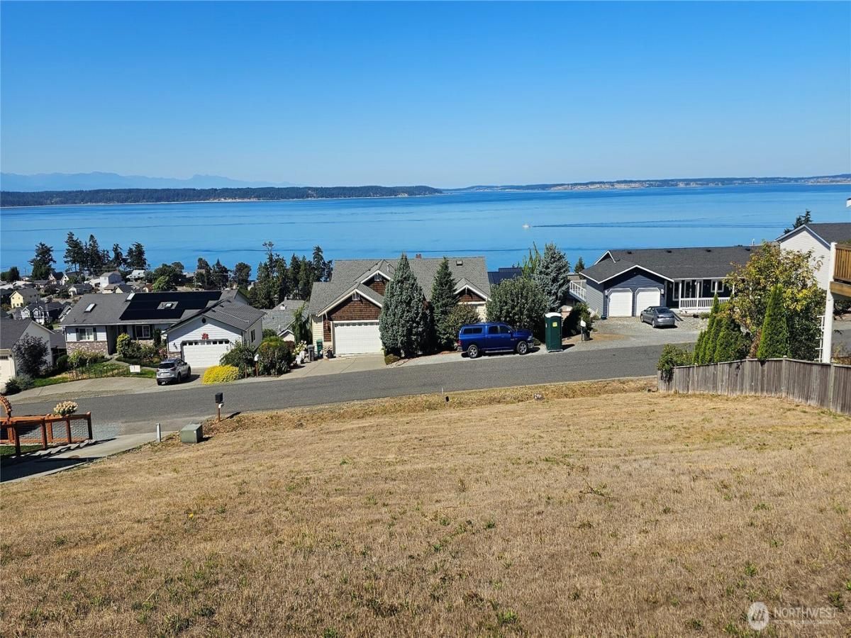 MLS #NWM2424474 image #0