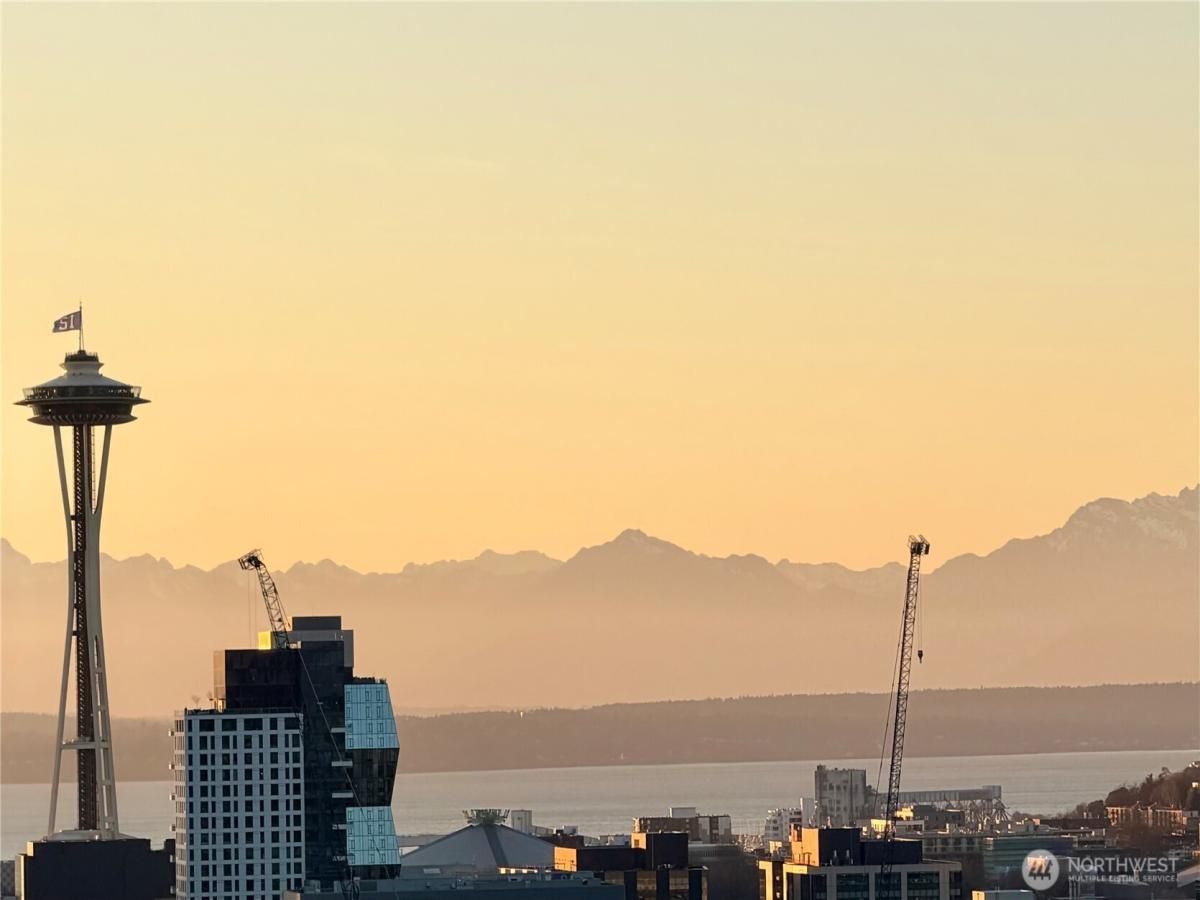 MLS #NWM2424510 image #0