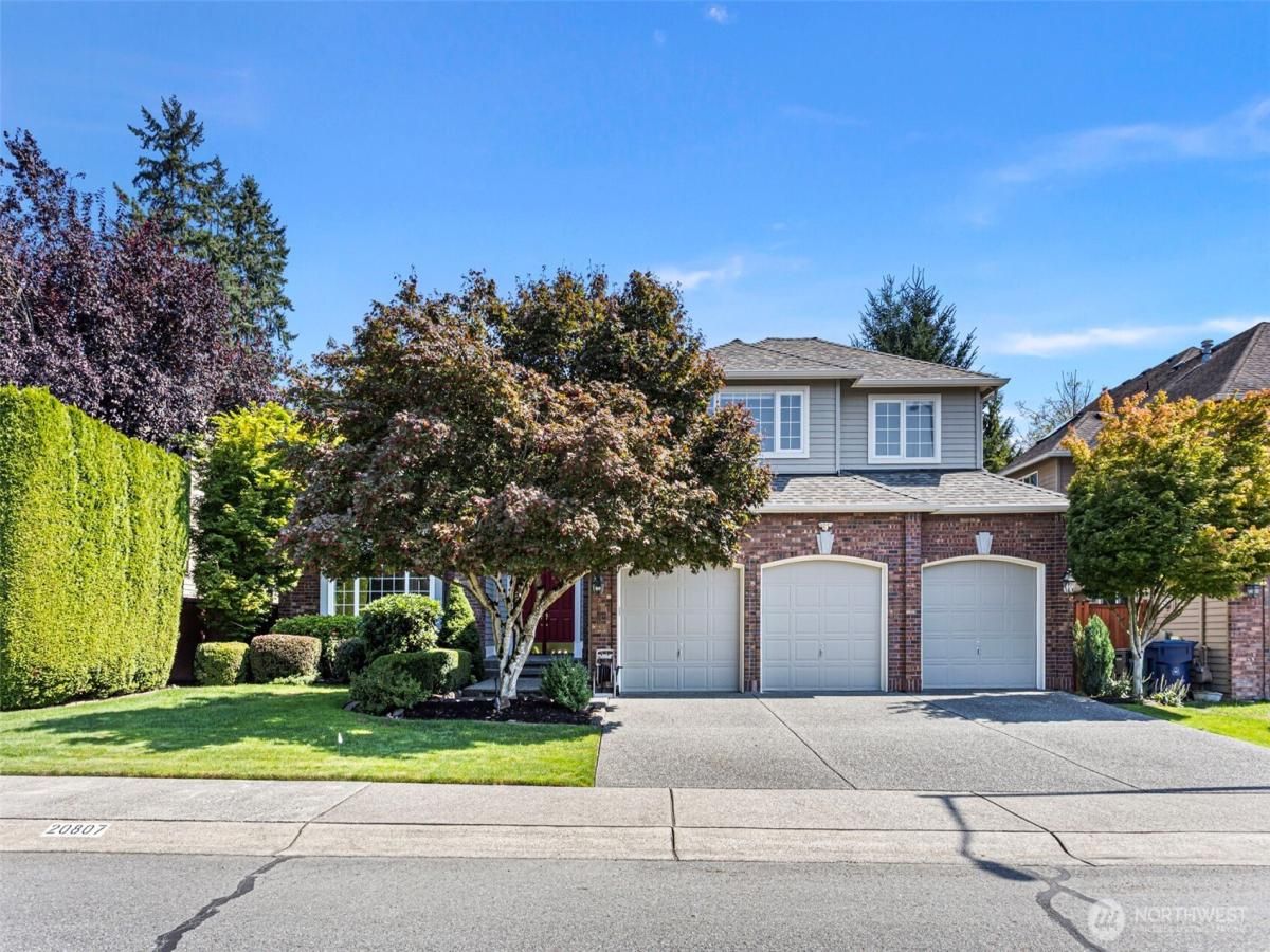 MLS #NWM2424716 image #0