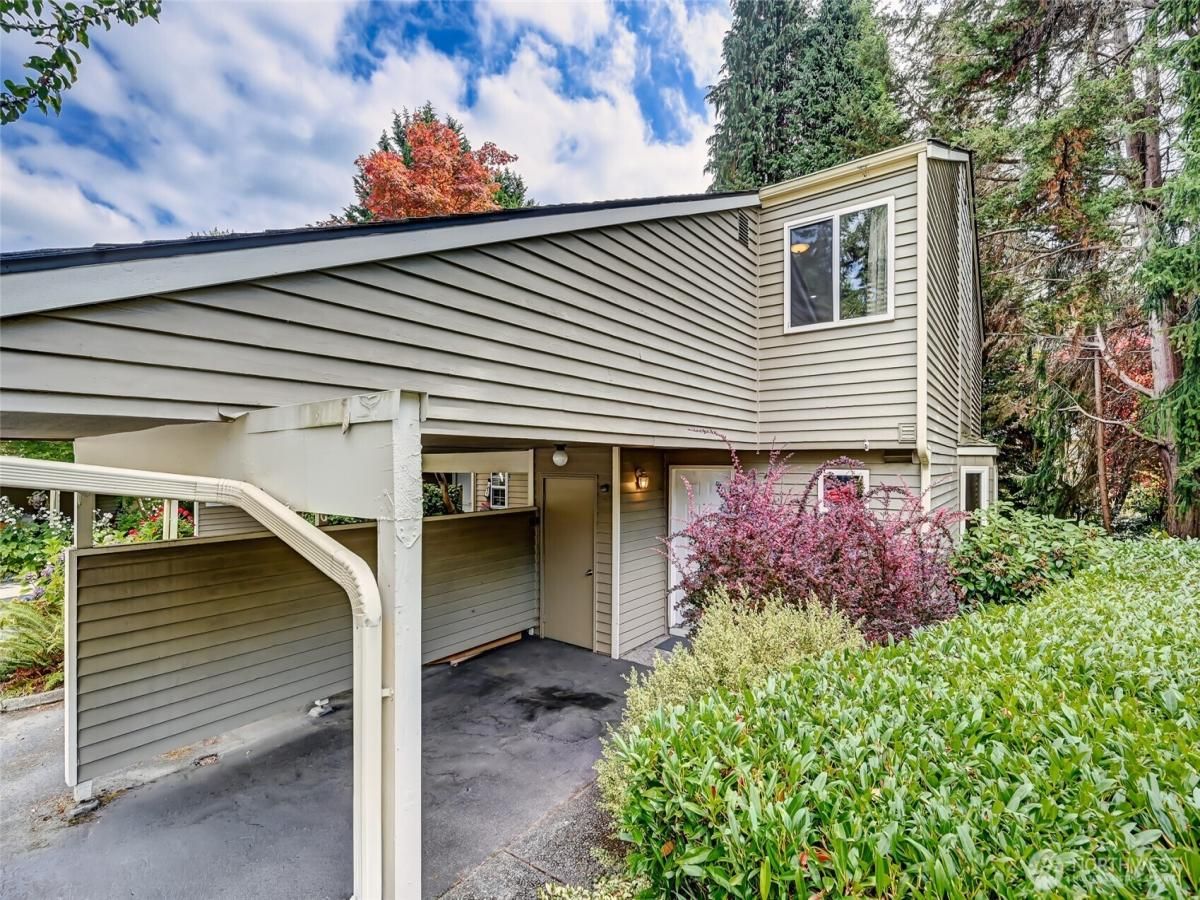 MLS #NWM2424993 image #0