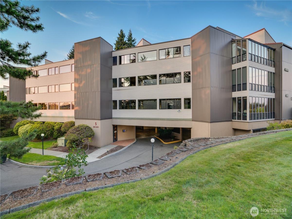 MLS #NWM2425200 image #0