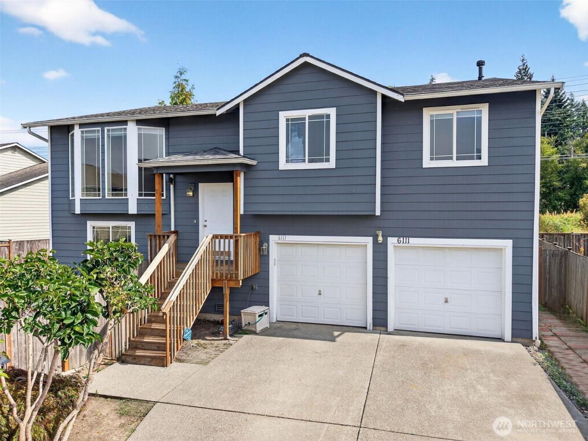 MLS #NWM2425632 image #0