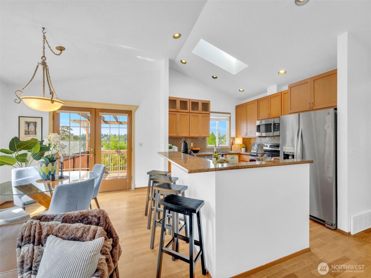 MLS #NWM2425647 image #0