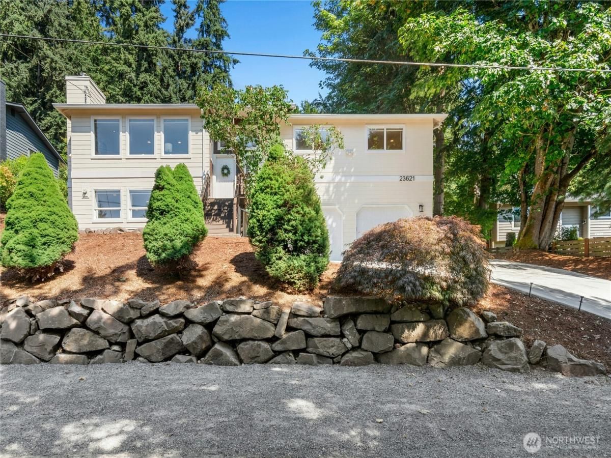 MLS #NWM2425729 image #0