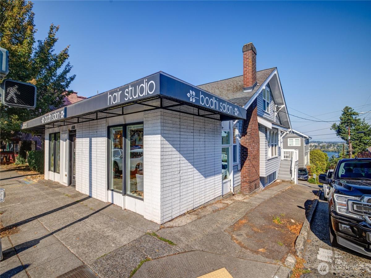 MLS #NWM2425793 image #0