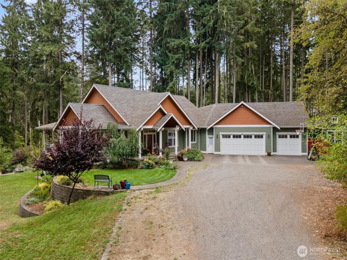 MLS #NWM2425930 image #0