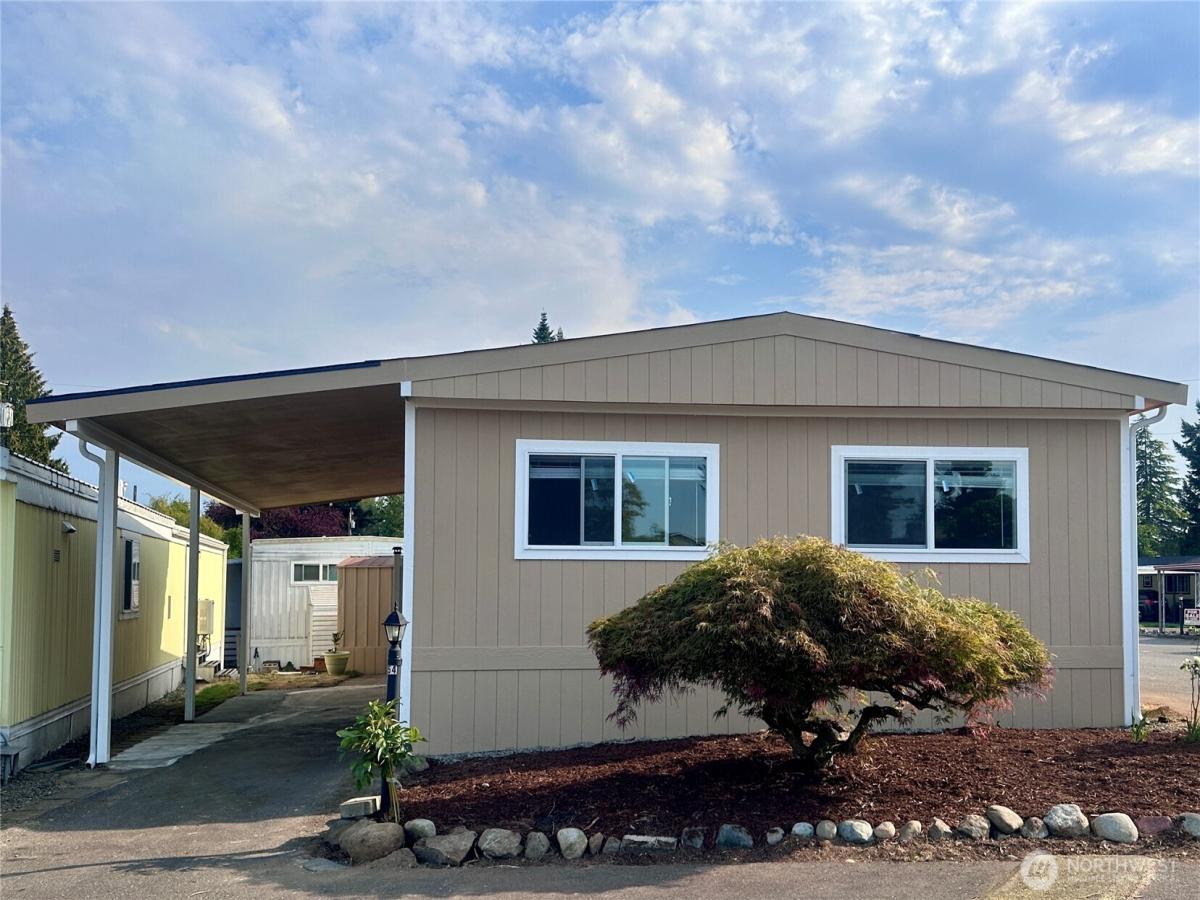 MLS #NWM2426395 image #0