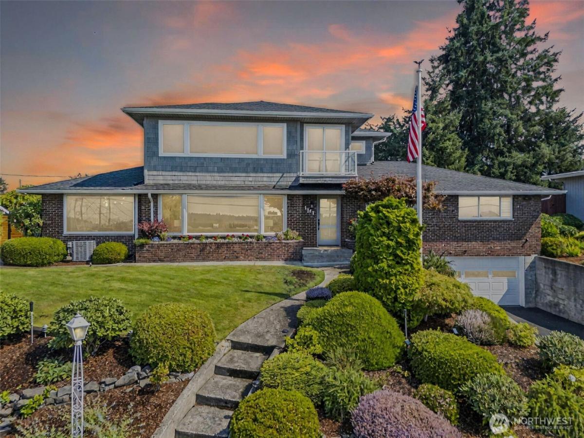 MLS #NWM2426508 image #0