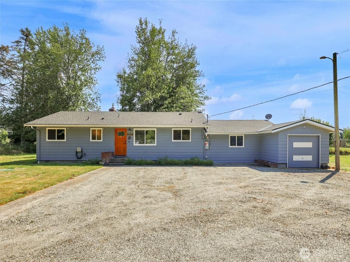 MLS #NWM2426661 image #0