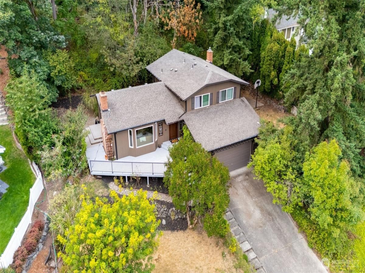 MLS #NWM2426716 image #0