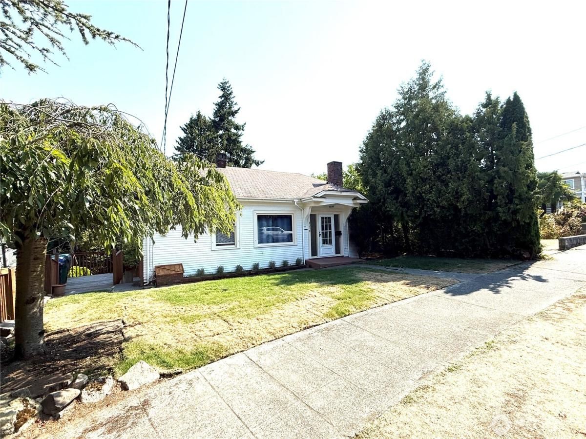 MLS #NWM2426726 image #0