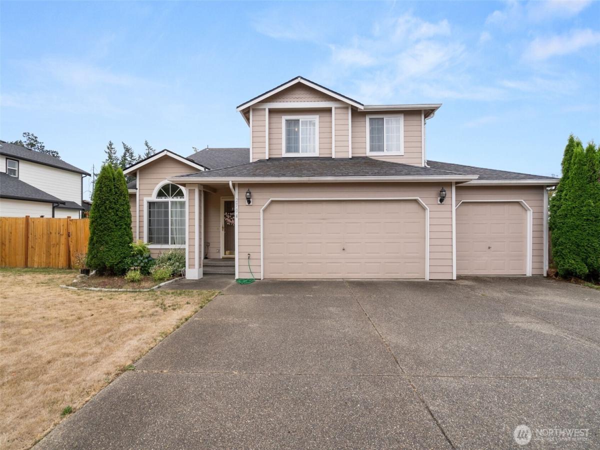 MLS #NWM2426862 image #0