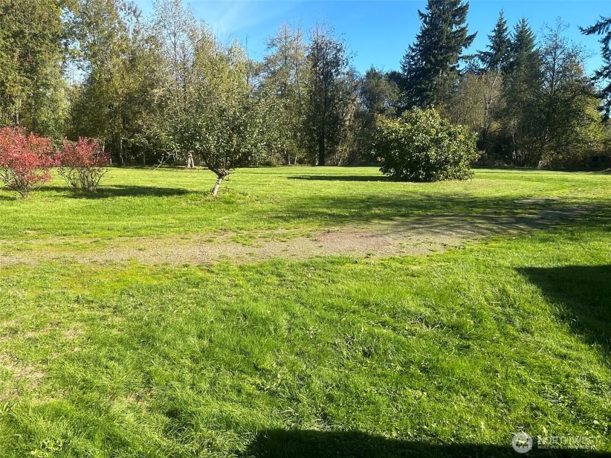 MLS #NWM2426985 image #0