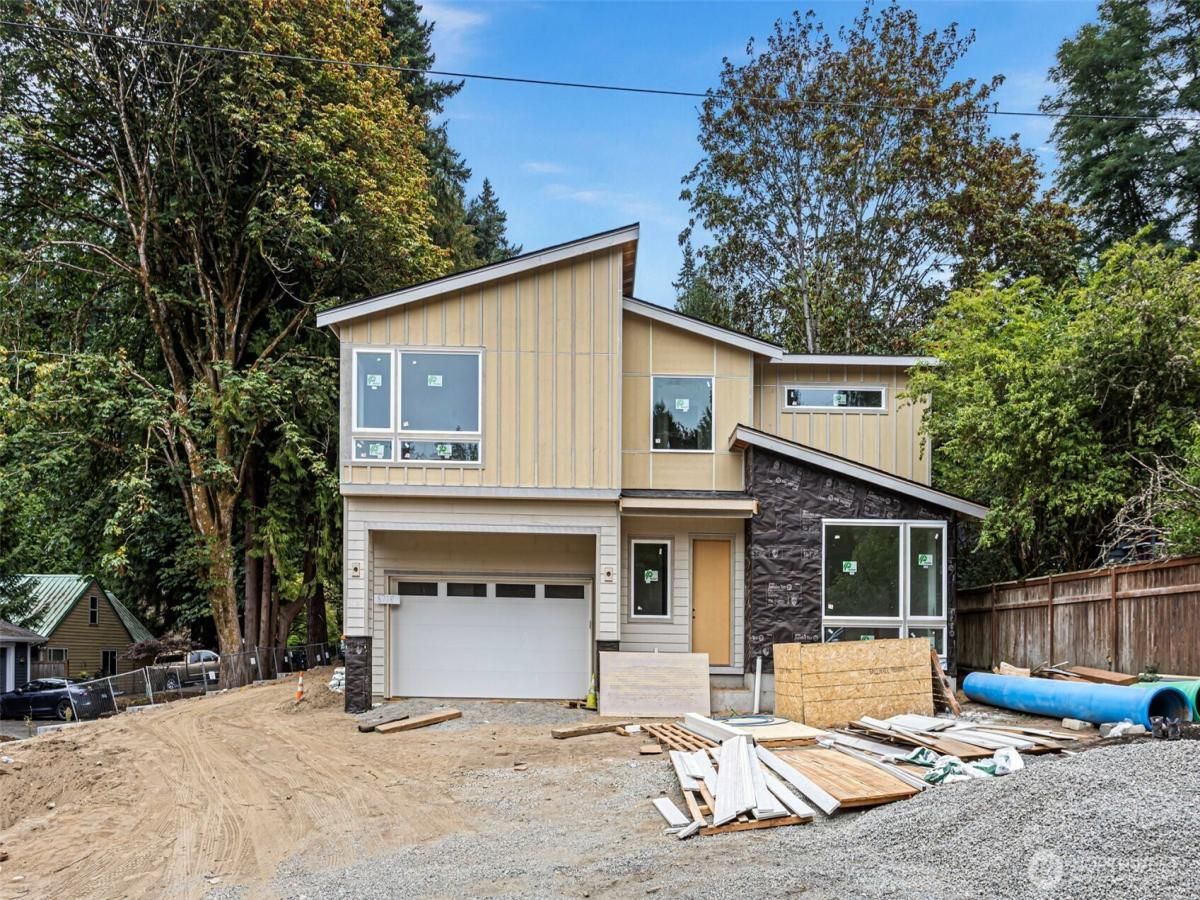 MLS #NWM2426991 image #0