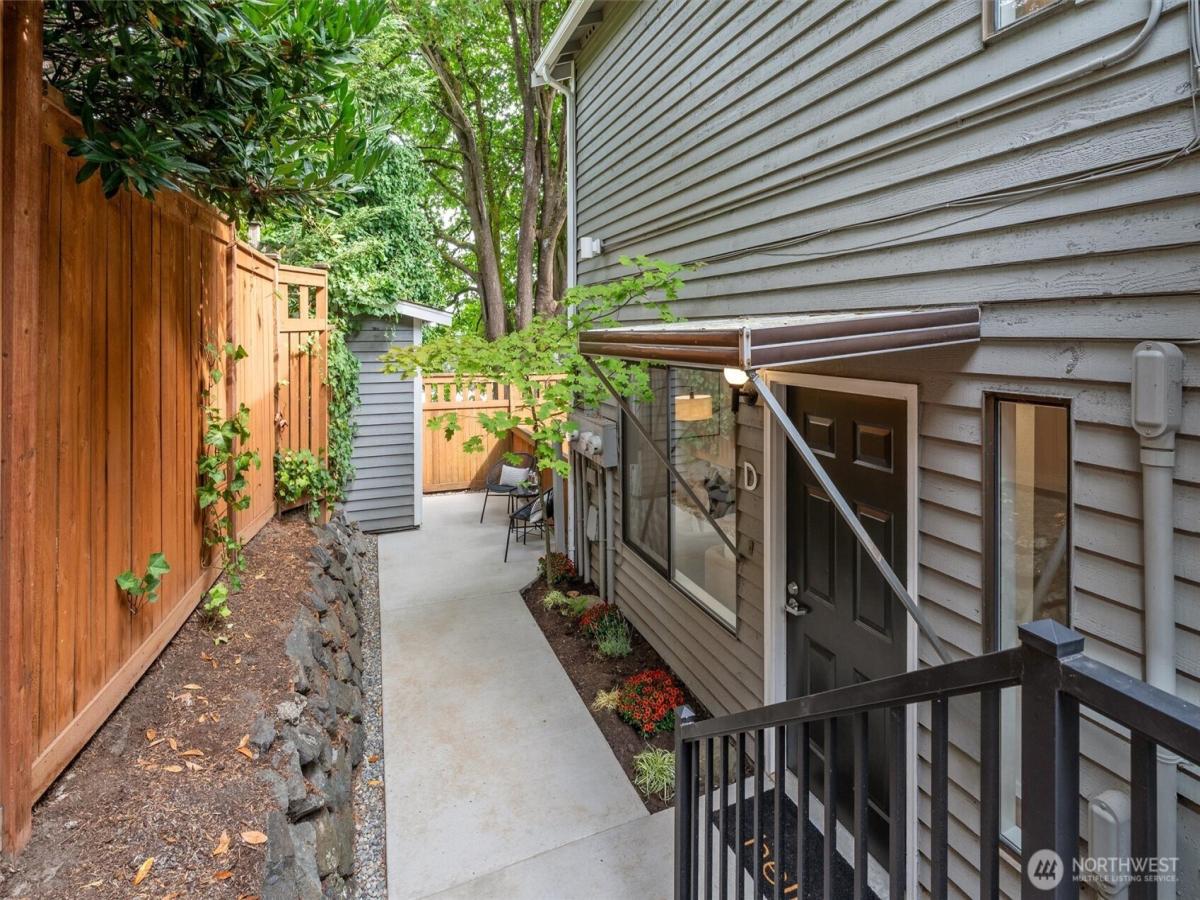 MLS #NWM2426882 image #0