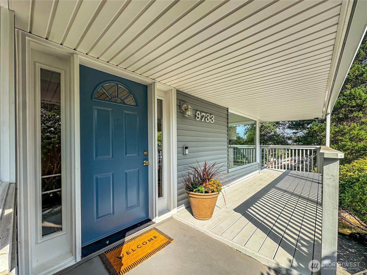 MLS #NWM2427559 image #0