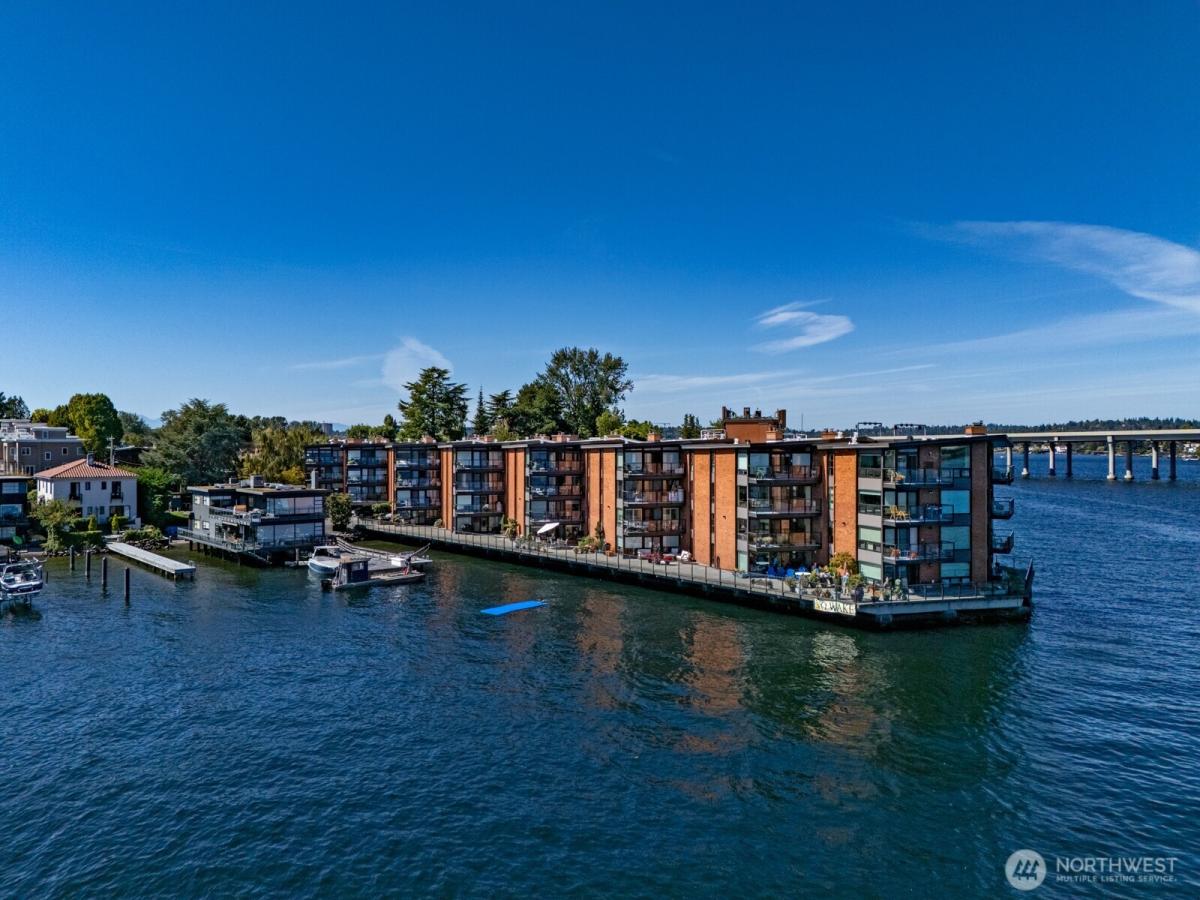 MLS #NWM2427584 image #0