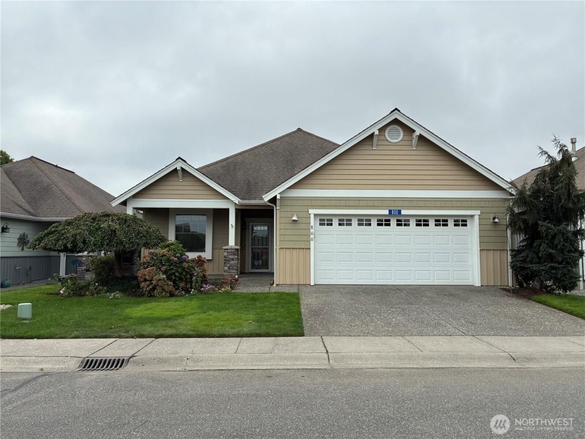 MLS #NWM2427599 image #0