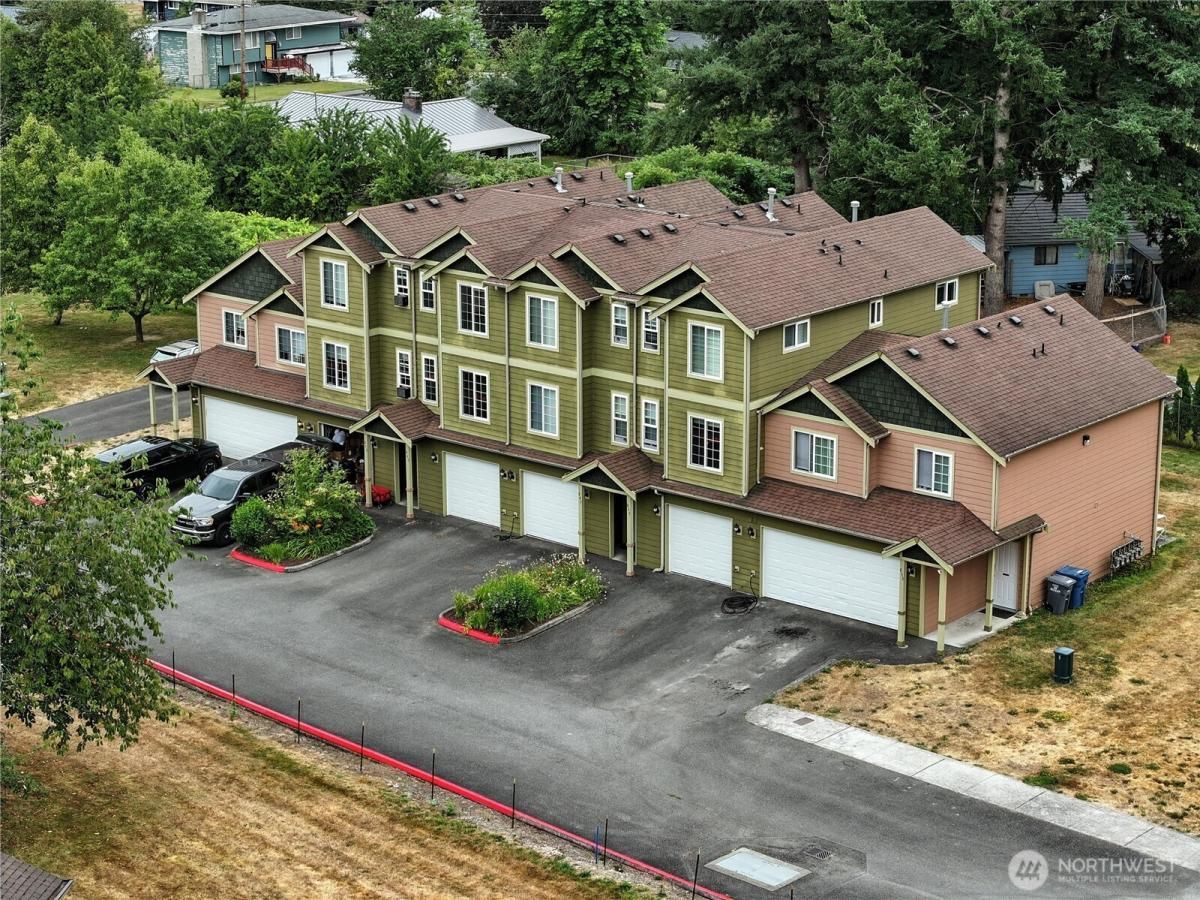 MLS #NWM2427629 image #0