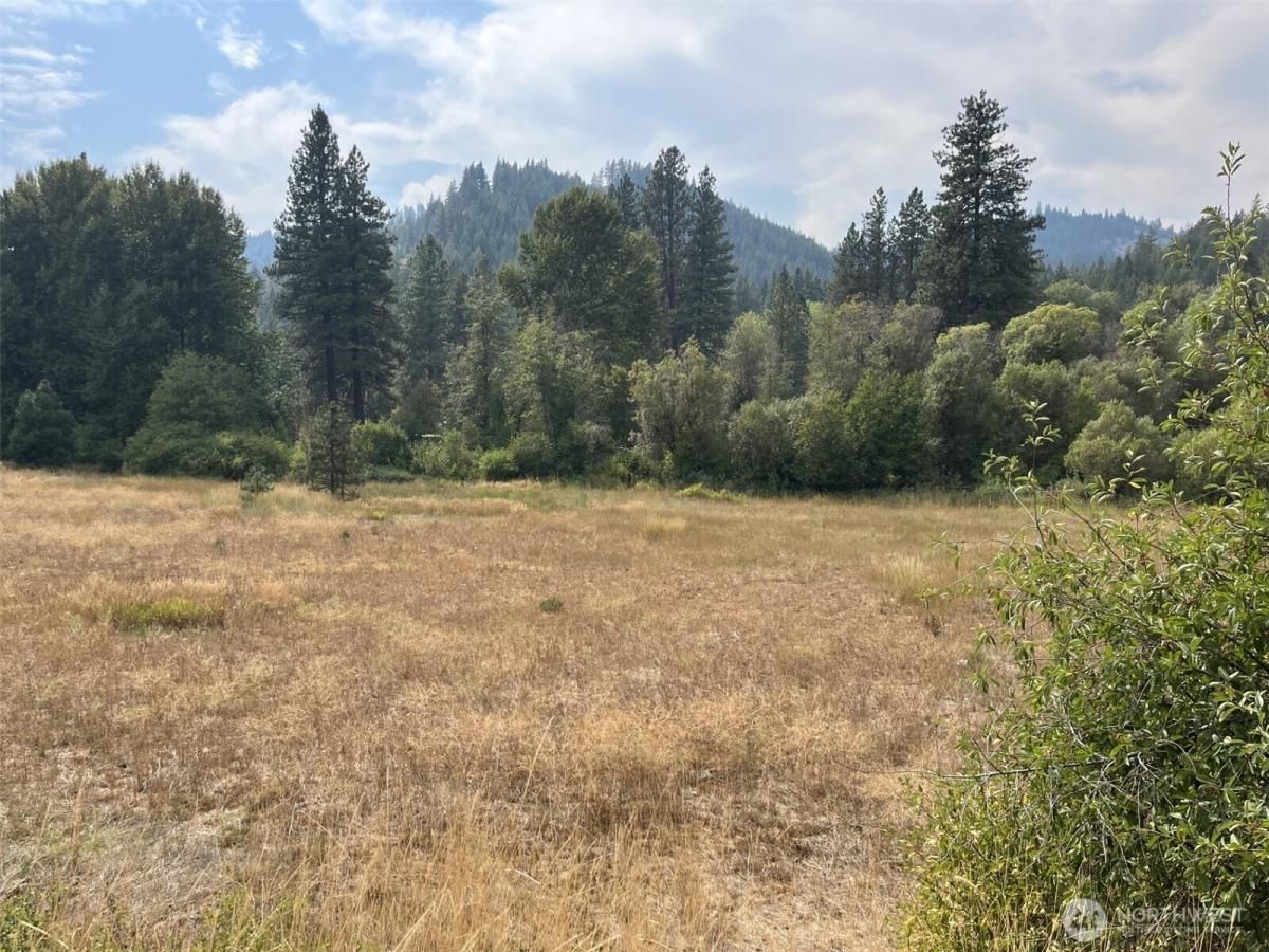 MLS #NWM2427814 image #0