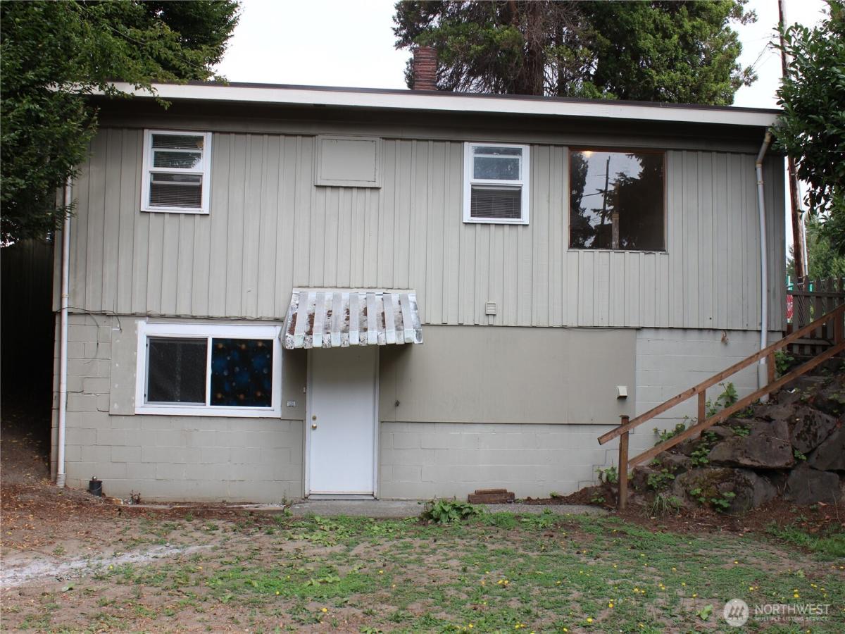 MLS #NWM2427921 image #0