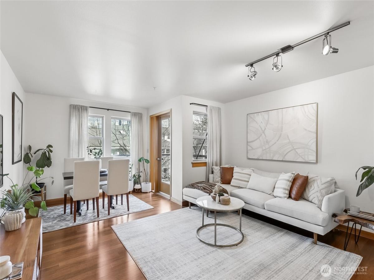 MLS #NWM2427986 image #0