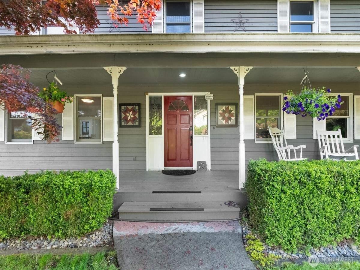 MLS #NWM2428020 image #0