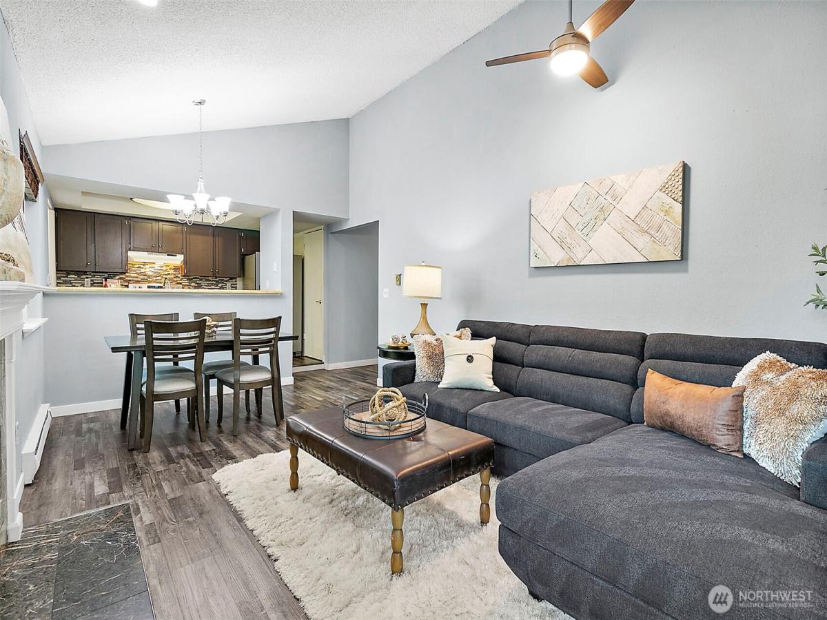 MLS #NWM2428137 image #0