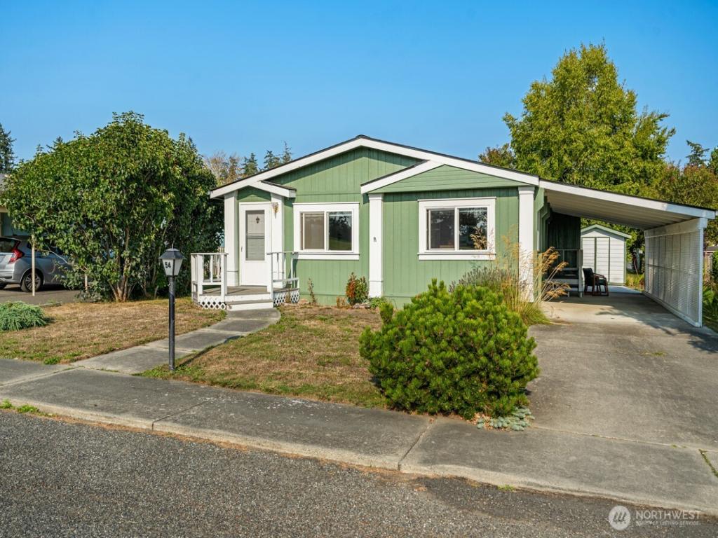 MLS #NWM2428179 image #0