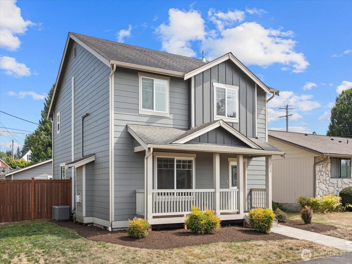 MLS #NWM2428231 image #0