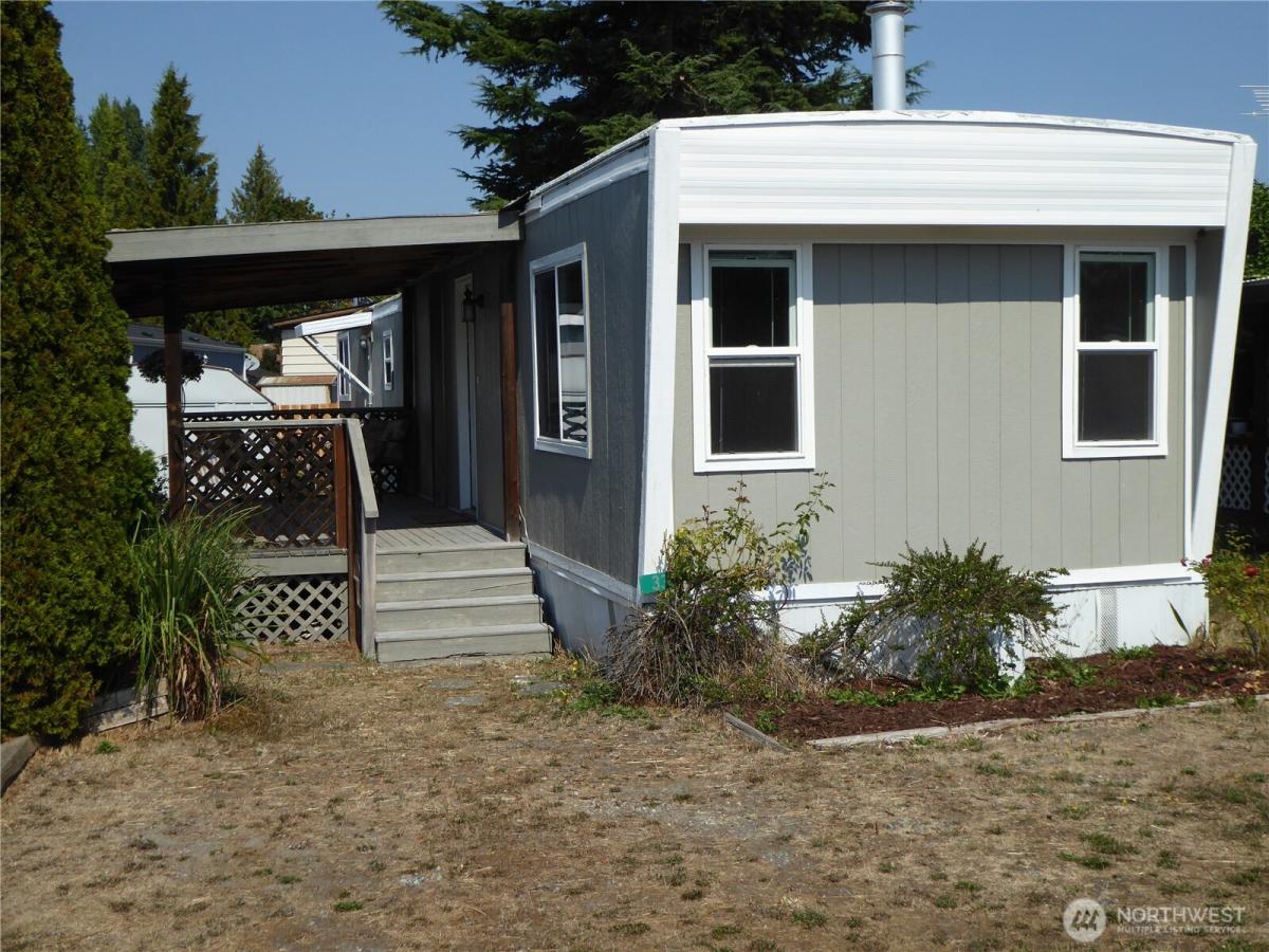 MLS #NWM2428302 image #0