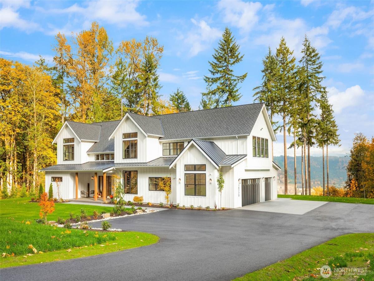 MLS #NWM2428390 image #0