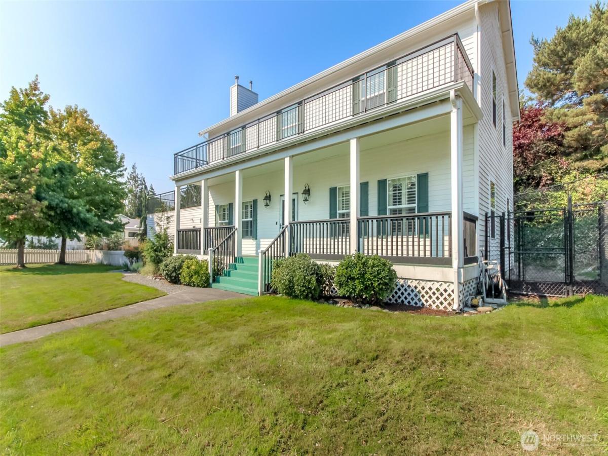 MLS #NWM2428461 image #0