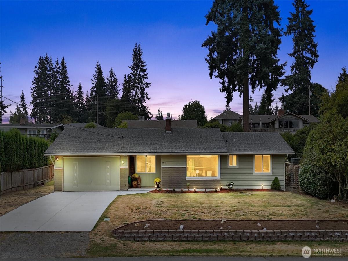 MLS #NWM2428521 image #0