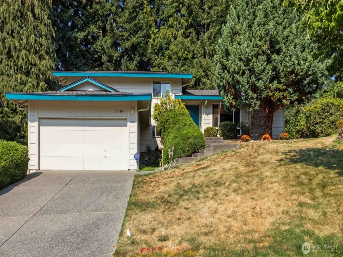 MLS #NWM2428527 image #0
