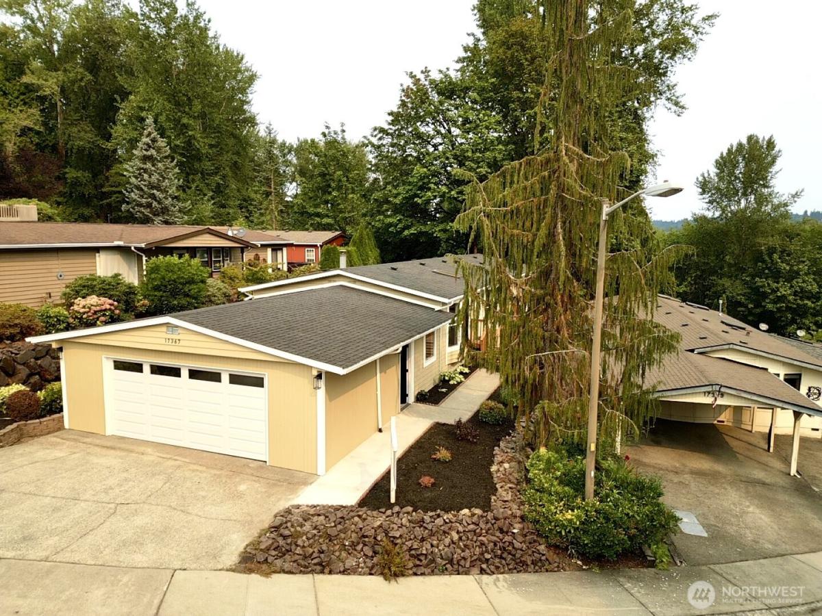 MLS #NWM2428536 image #0