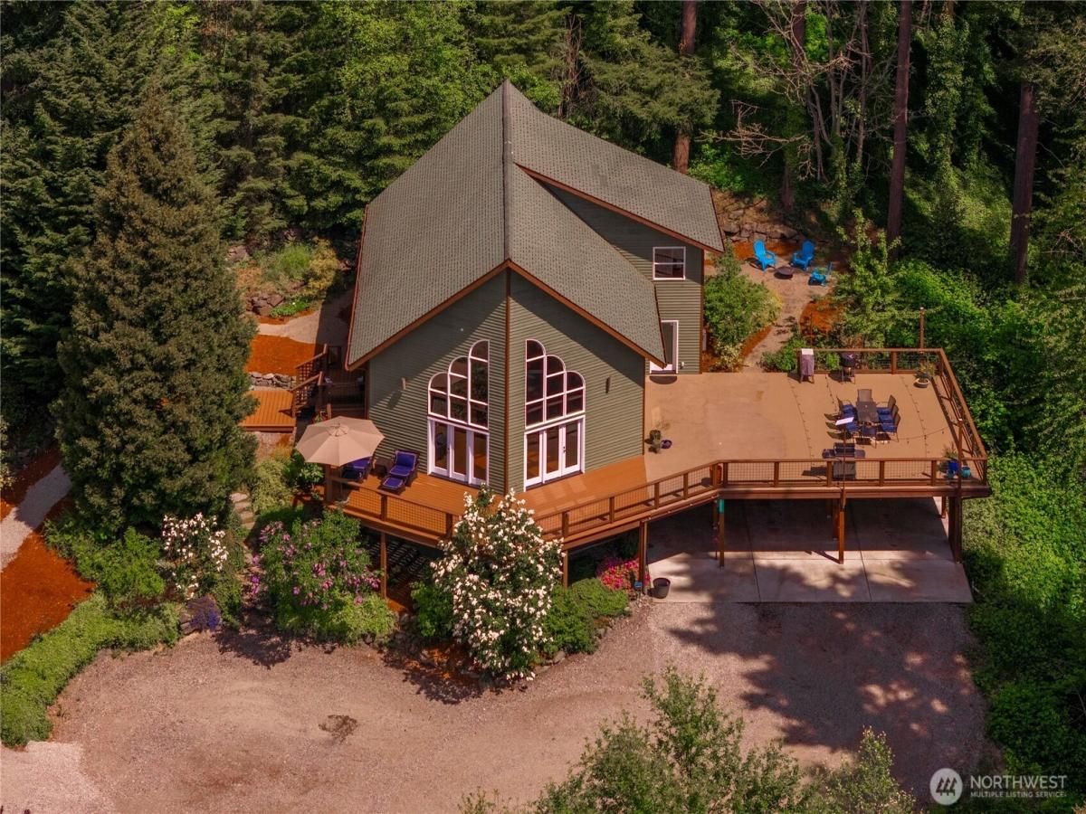 MLS #NWM2428625 image #0