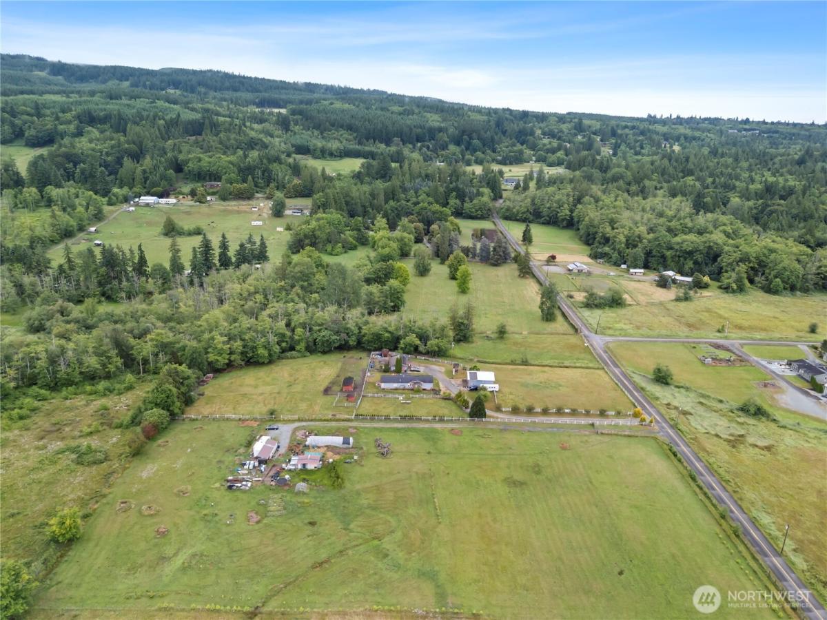 MLS #NWM2428668 image #0