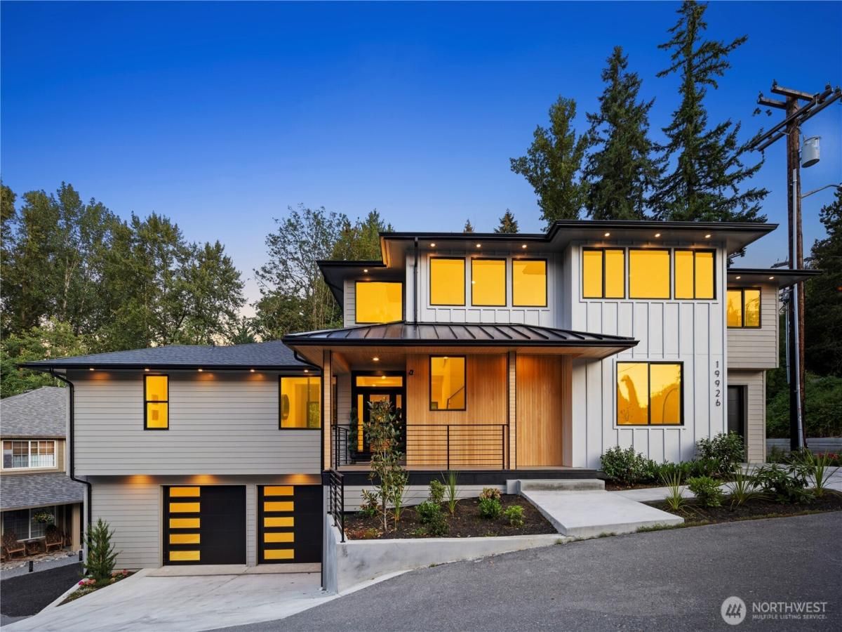 MLS #NWM2428752 image #0