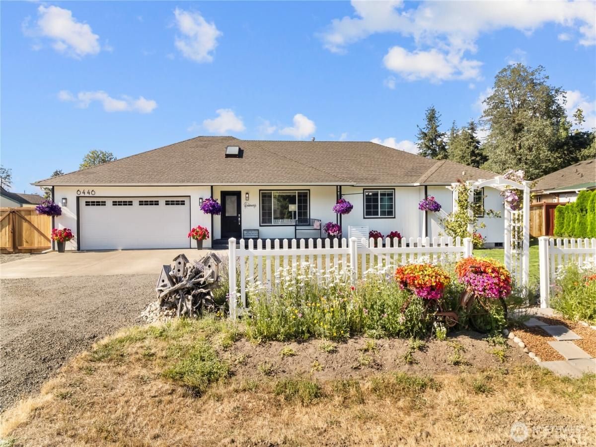 MLS #NWM2428856 image #0