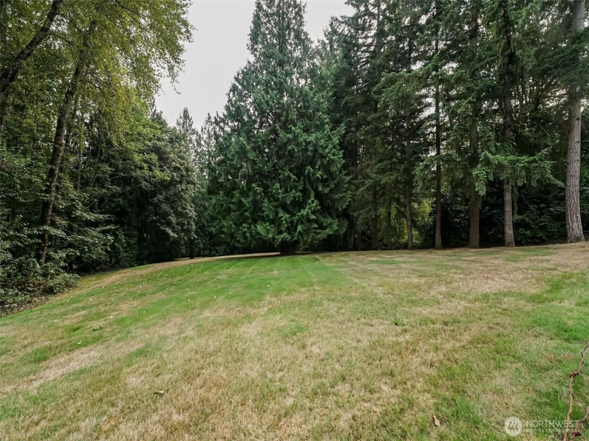 MLS #NWM2428915 image #0