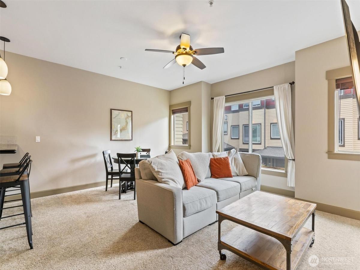 MLS #NWM2428922 image #0