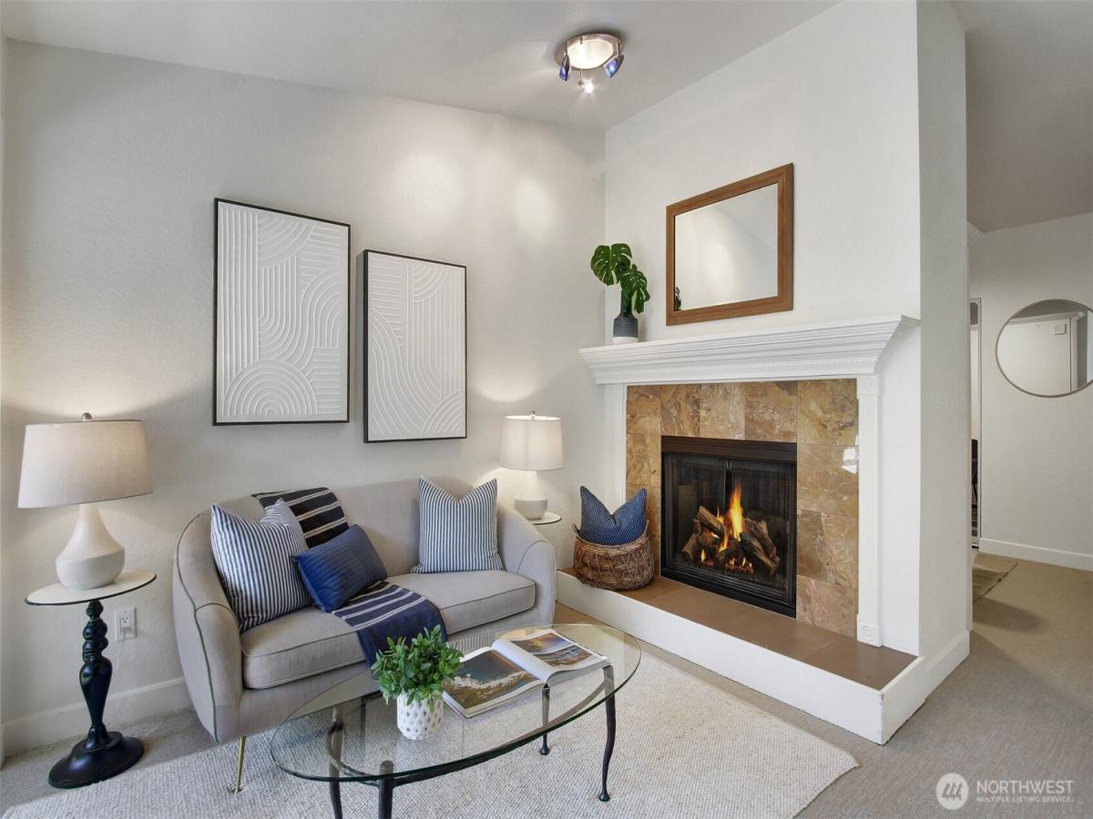 MLS #NWM2428975 image #0