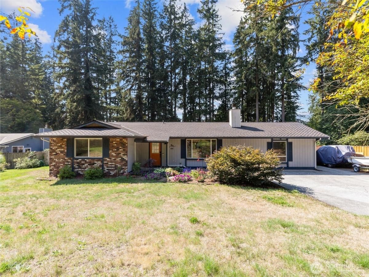 MLS #NWM2429291 image #0