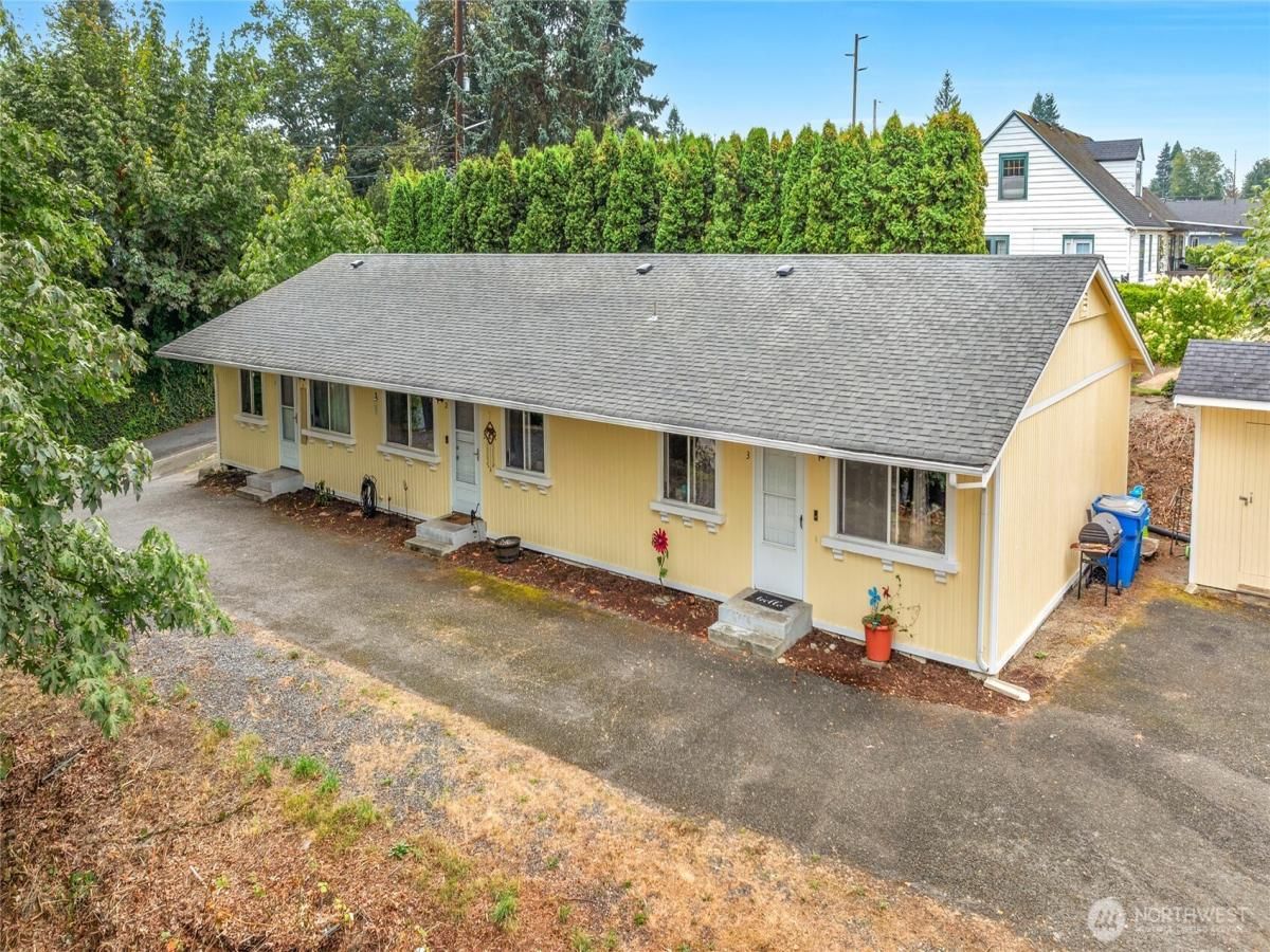 MLS #NWM2429332 image #0