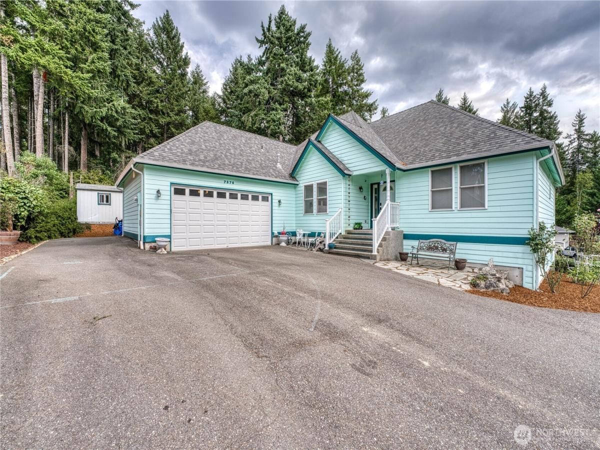 MLS #NWM2429338 image #0