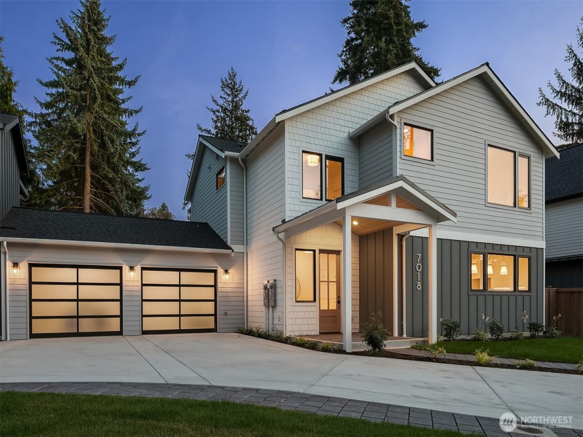 MLS #NWM2429388 image #0